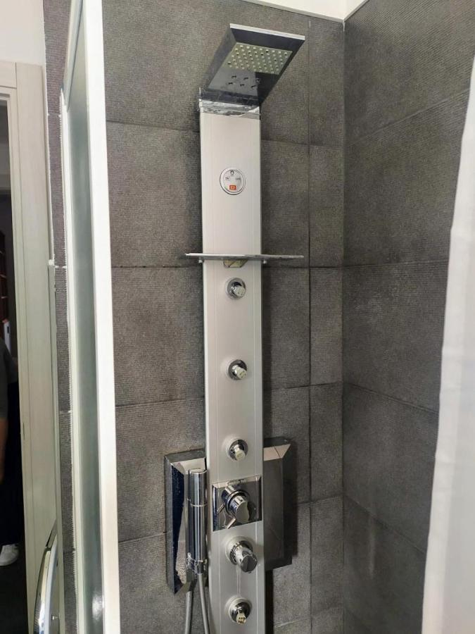 Il Nido Di Alice Appartement Chiavari Buitenkant foto