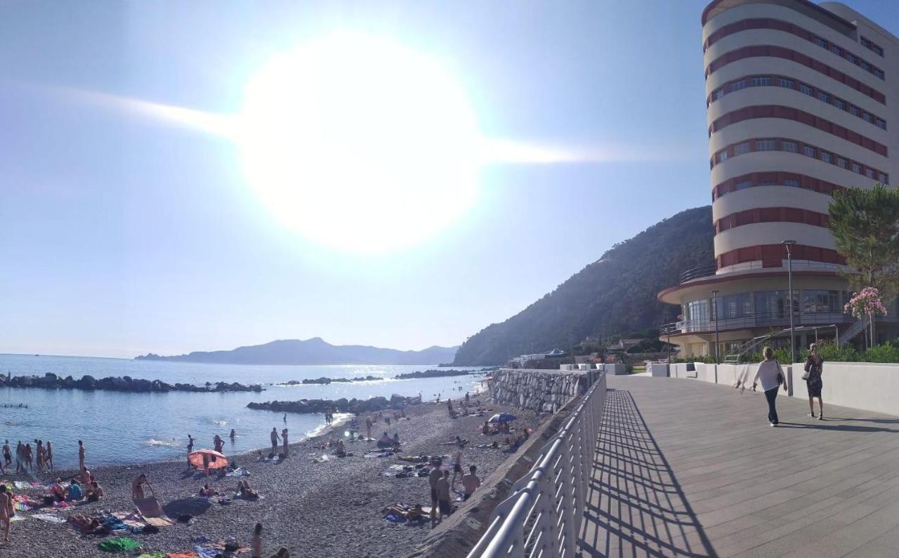 Il Nido Di Alice Appartement Chiavari Buitenkant foto